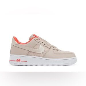 Women Nike Air Force Shoes Fossil Stone Laser Crimson DQ7782-200.